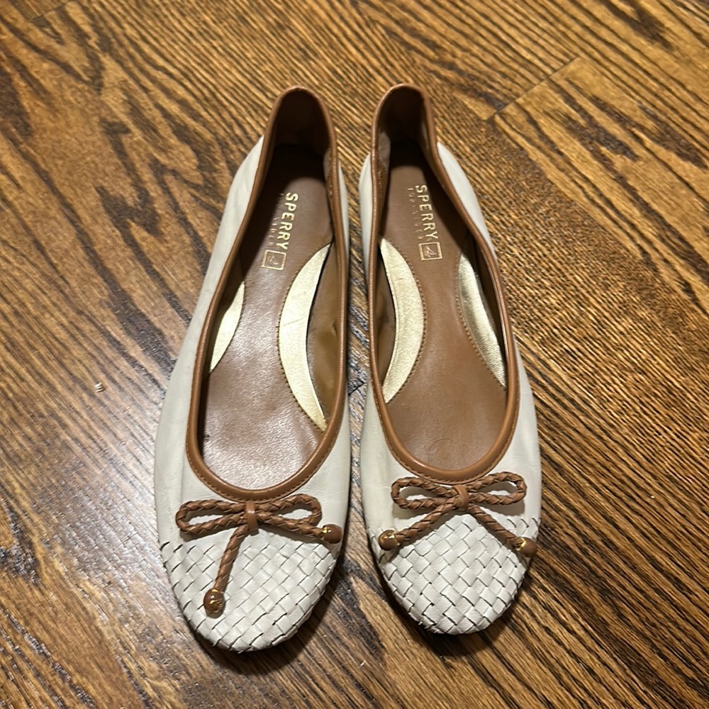 Sperry flats